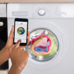 Cómo se integran las lavadoras inteligentes con los smartphones y tablets